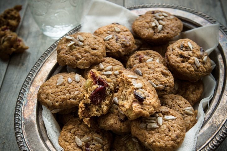 Trail Mix Mini Muffins